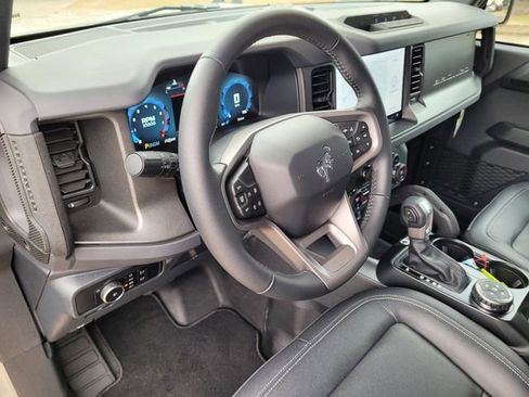 New 2025 Ford Bronco Big Bend w/ Black Diamond Package image 24