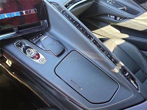 Used 2025 Chevrolet Corvette E-Ray image 25