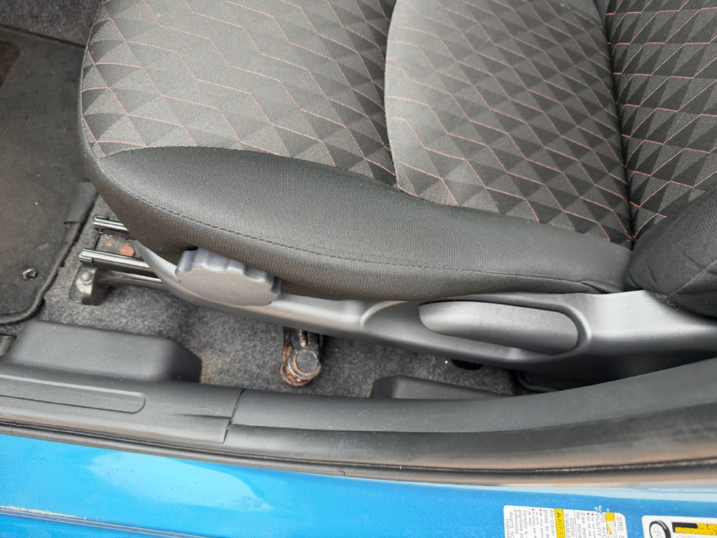 Used 2024 Mitsubishi Mirage ES FWD image 13
