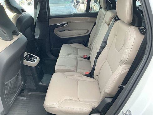 New 2026 Volvo XC90 T8 Ultra w/ Protection Package AWD/4WD image 14