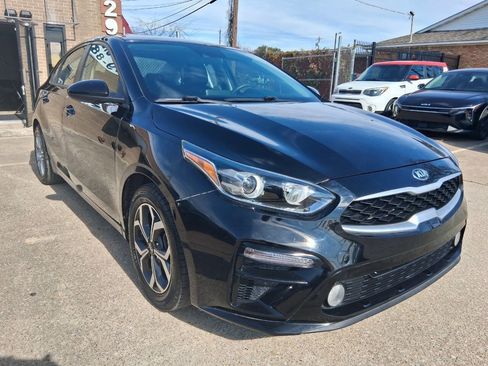 Used 2019 Kia Forte LXS image 3