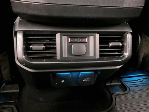 Used 2023 Ford F150 Lariat w/ Equipment Group 502A High AWD/4WD image 33