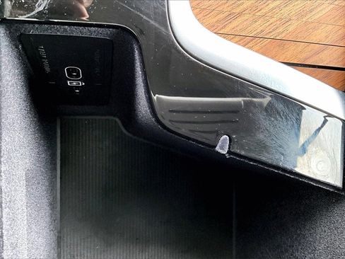 Certified 2023 Volvo XC90 B6 Plus image 16