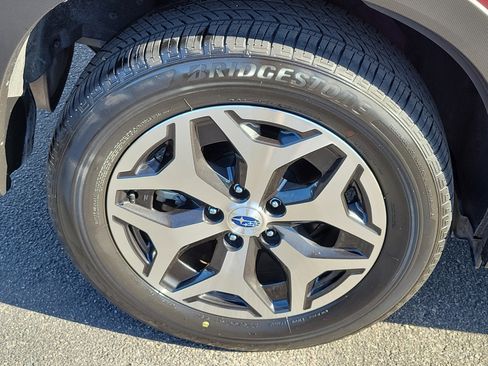 Certified 2024 Subaru Forester Premium AWD/4WD image 10