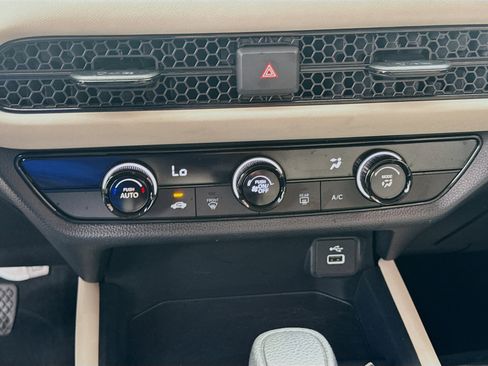 Certified 2024 Honda HR-V LX image 14