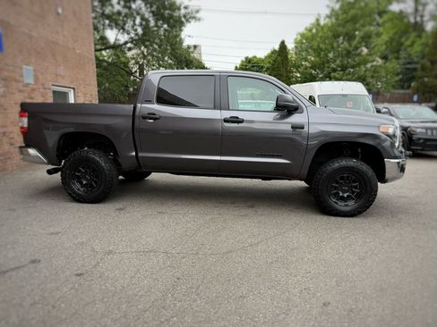 Used 2020 Toyota Tundra SR5 RWD image 4