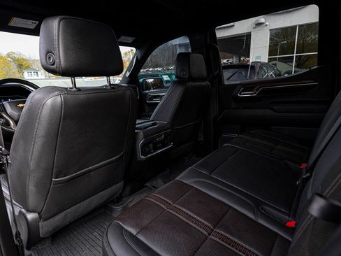 Used 2023 Chevrolet Silverado 1500 High Country w/ Z71 Off-Road Package image 28