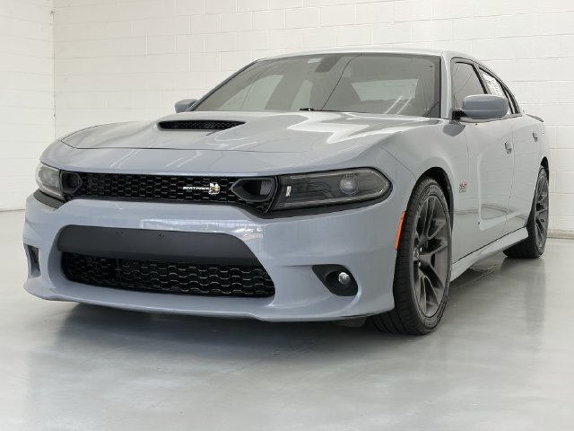 Used 2022 Dodge Charger Scat Pack RWD image 4