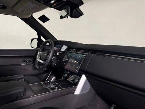 Used 2023 Land Rover Range Rover First Edition AWD/4WD image 18