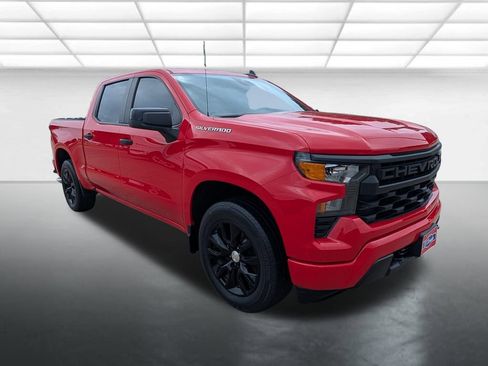 Used 2024 Chevrolet Silverado 1500 Custom RWD image 1