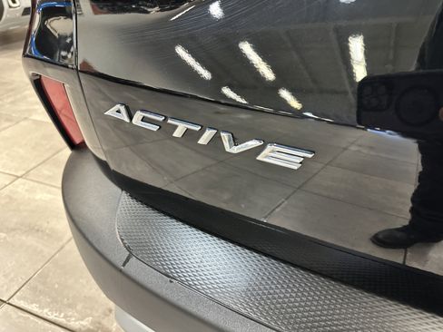 Used 2023 Ford Escape Active image 9