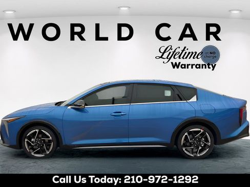 New 2025 Kia K4 GT-Line w/ GT-Line Premium Package image 4