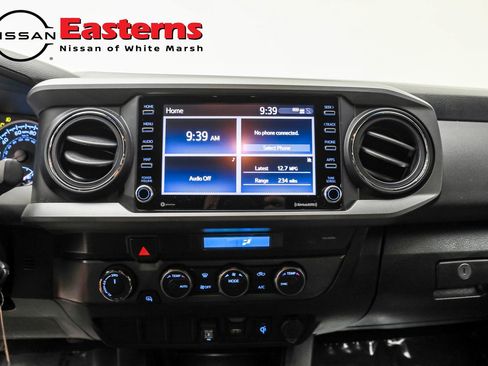 Used 2022 Toyota Tacoma TRD Off-Road w/ Black Out Package (TMS) image 17