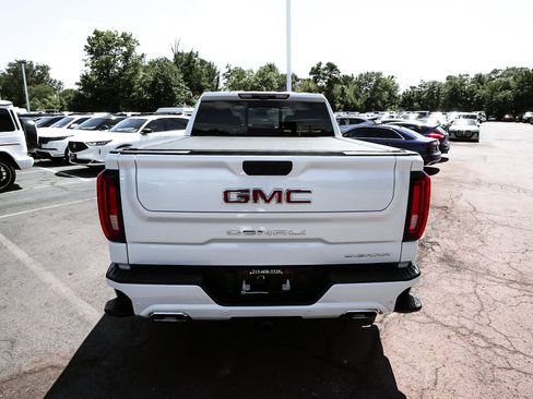 Used 2024 GMC Sierra 1500 Denali w/ Technology Package AWD/4WD image 5