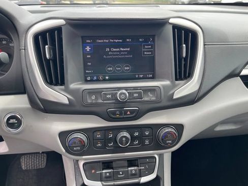 Certified 2022 GMC Terrain SLE w/ Driver Convenience Package AWD/4WD image 22