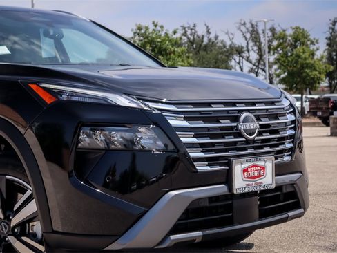 New 2025 Nissan Rogue SL w/ Tech Package image 3