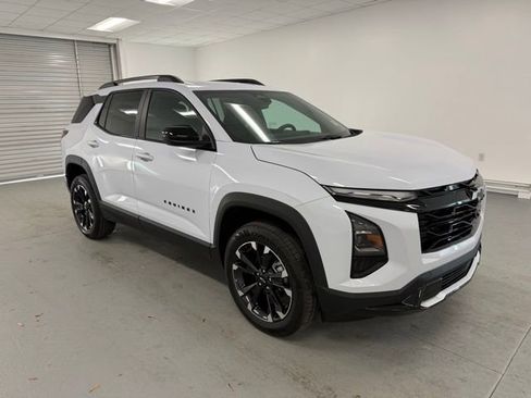 New 2026 Chevrolet Equinox RS image 3