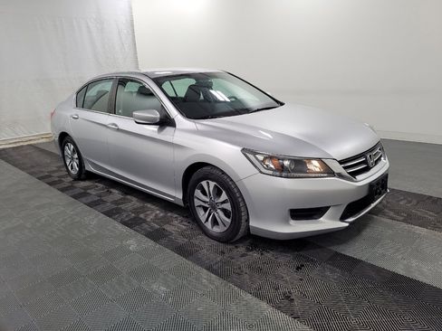 Used 2015 Honda Accord LX image 11