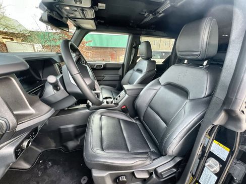 New 2025 Ford Bronco Badlands image 13