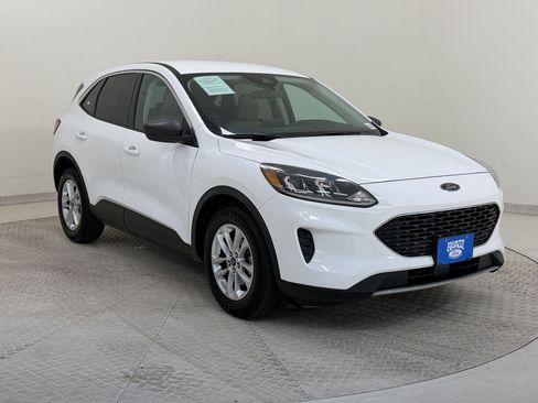 Used 2022 Ford Escape SE w/ Convenience Package FWD image 7