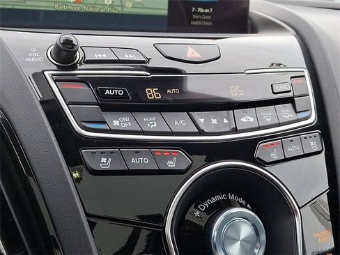 Certified 2025 Acura RDX SH-AWD w/ Advance Package image 17