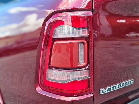 Used 2020 RAM 1500 Laramie AWD/4WD image 9