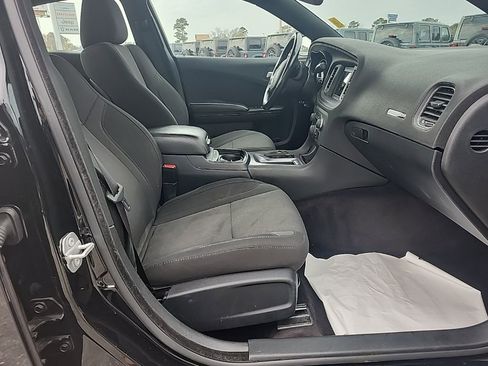 Used 2020 Dodge Charger Police w/ Street Appearance Group image 15