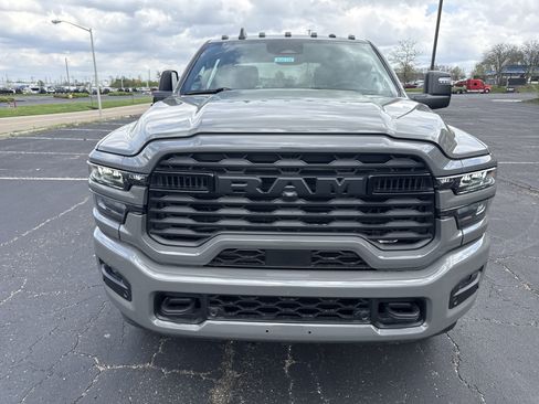 New 2026 RAM 3500 Big Horn AWD/4WD image 3