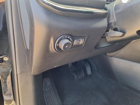 New 2026 Jeep Compass Altitude AWD/4WD image 12