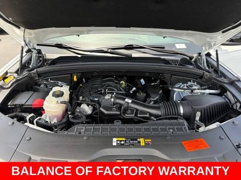 Used 2025 Jeep Grand Cherokee Laredo X w/ Luxury Tech Group I RWD image 11