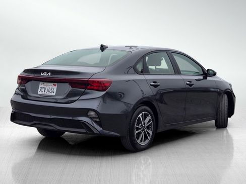 Certified 2023 Kia Forte LXS w/ LXS Technology Package image 4