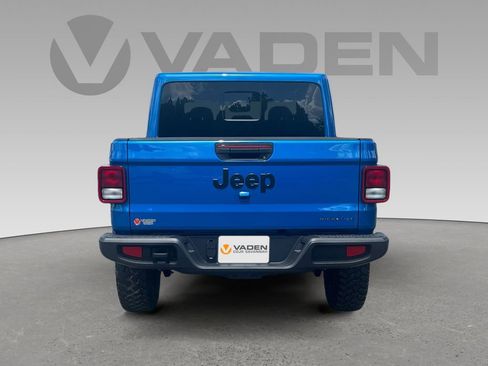 New 2025 Jeep Gladiator Sport image 24