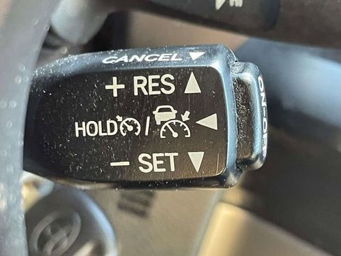 Used 2020 Toyota Tacoma SR RWD image 23