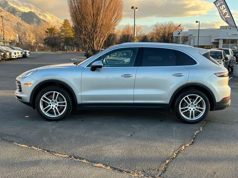 Used 2020 Porsche Cayenne S image 14