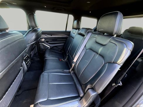 Used 2021 Jeep Grand Cherokee L Overland AWD/4WD image 22