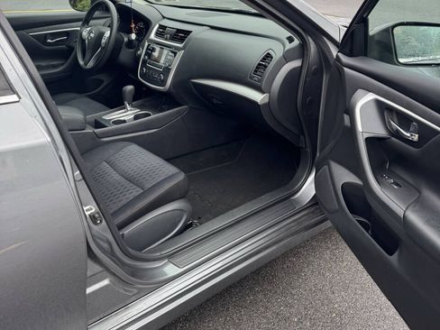 Used 2018 Nissan Altima 2.5 S FWD image 7
