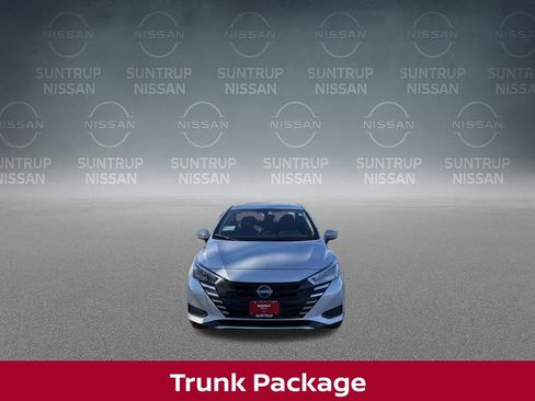 New 2025 Nissan Versa SV w/ Trunk Package image 10