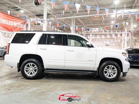 Used 2018 Chevrolet Tahoe LT w/ Luxury Package image 8