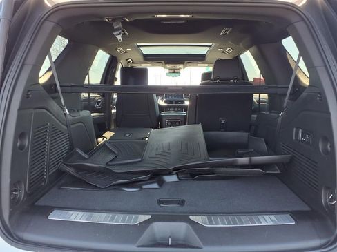 Used 2023 Chevrolet Tahoe High Country w/ Advanced Technology Package image 31