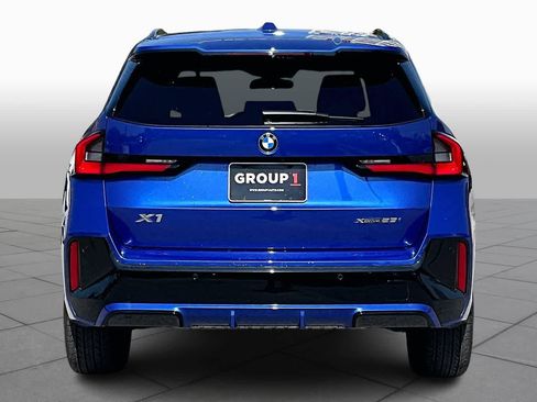 Used 2025 BMW X1 xDrive28i w/ Premium Package AWD/4WD image 4