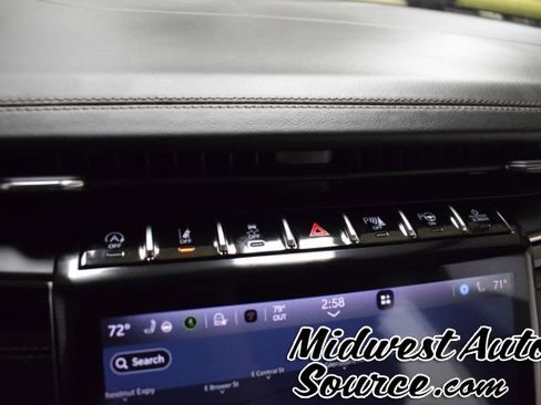 Used 2024 Jeep Grand Cherokee Summit image 22