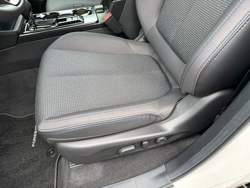 Certified 2026 Subaru Forester Premium w/ Base/Premium Package AWD/4WD image 21