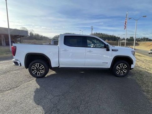 New 2026 GMC Sierra 1500 AT4 w/ AT4 Premium Package AWD/4WD image 7