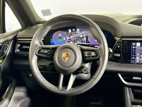 Certified 2025 Porsche Macan 4 Electric AWD/4WD image 12