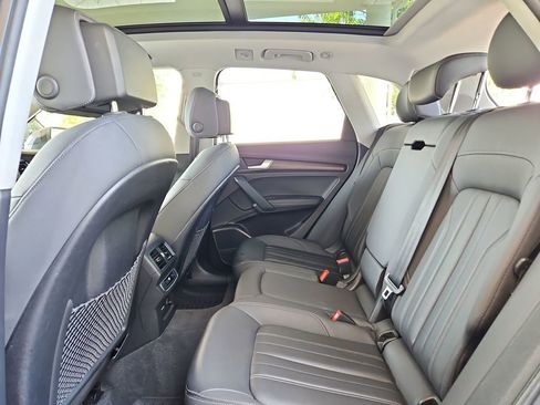Used 2021 Audi Q5 2.0T Premium Plus w/ Premium Plus Package AWD/4WD image 28
