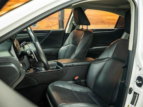 Used 2020 Lexus ES 350 w/ Premium Package FWD image 8