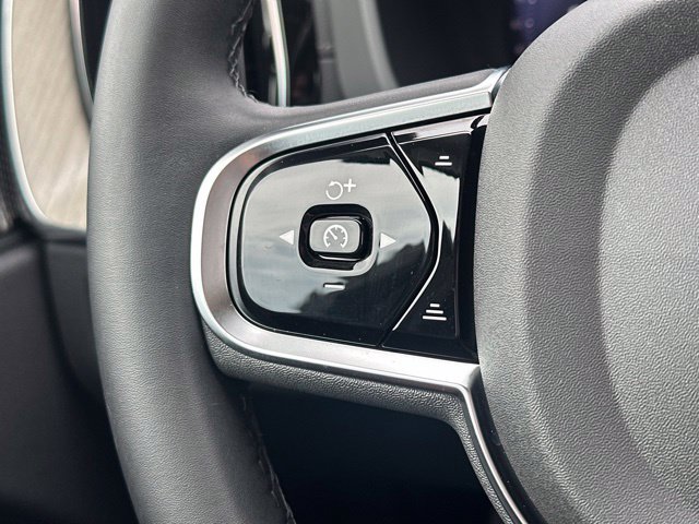 Certified 2025 Volvo XC60 B5 Ultra AWD/4WD image 26