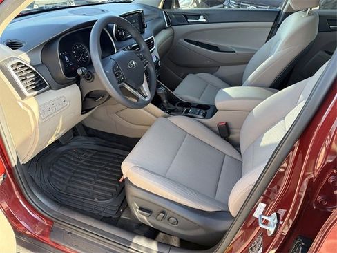 Used 2019 Hyundai Tucson Sport image 9
