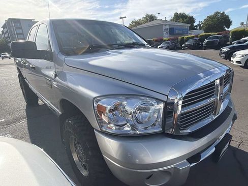 Used 2007 Dodge Ram 2500 Truck Laramie AWD/4WD image 7