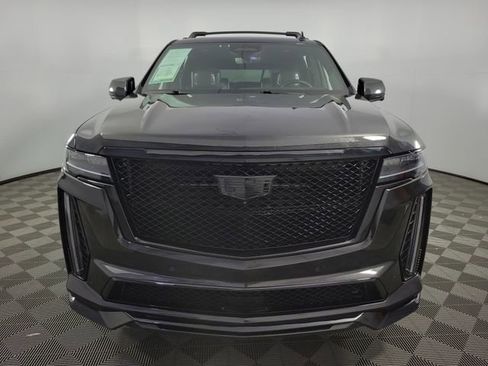 Used 2024 Cadillac Escalade ESV V image 8